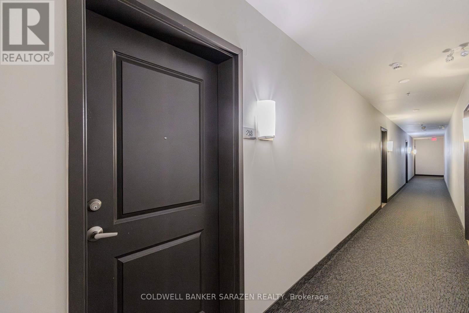 218 - 429 KENT STREET Image 10