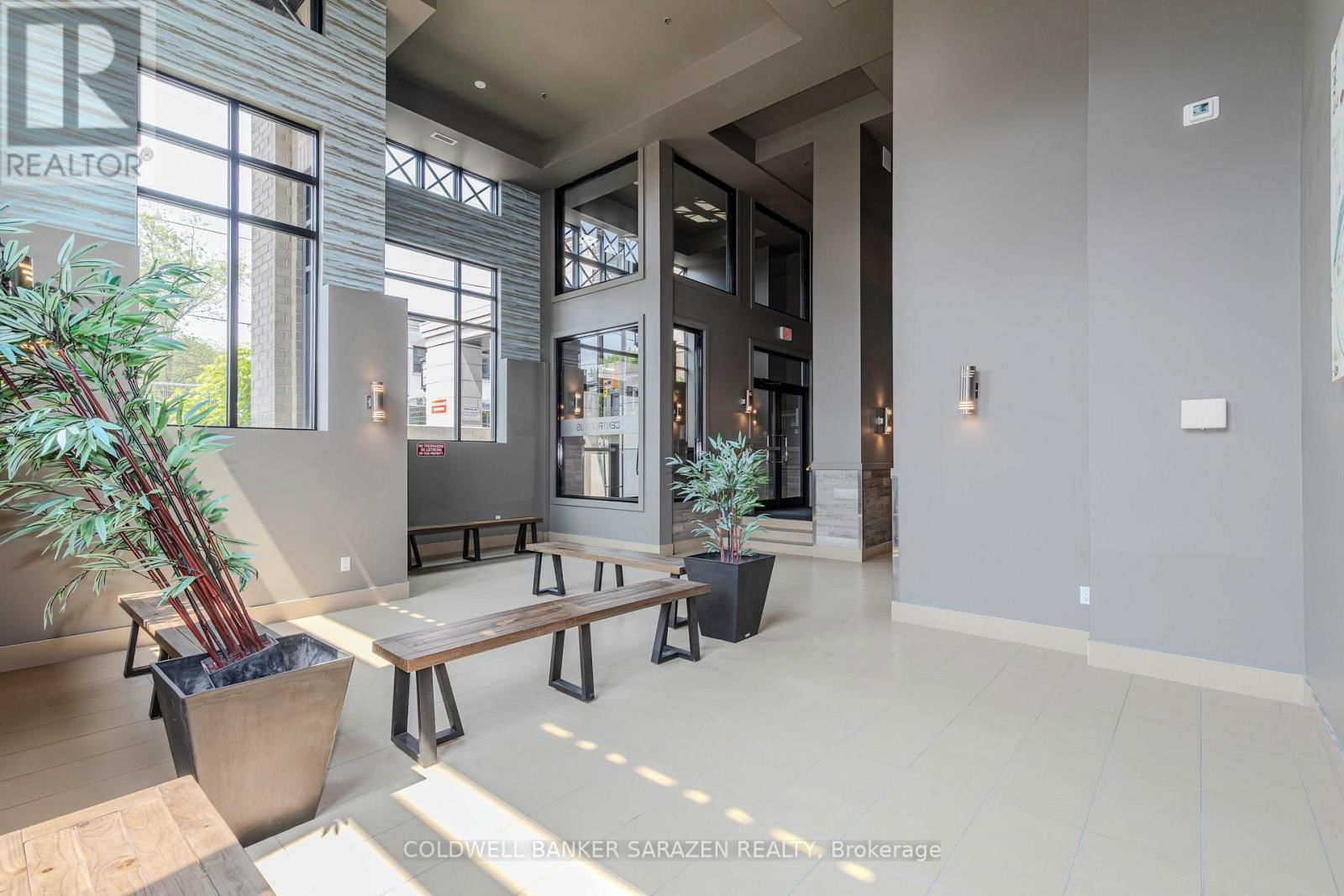 218 - 429 KENT STREET Image 7
