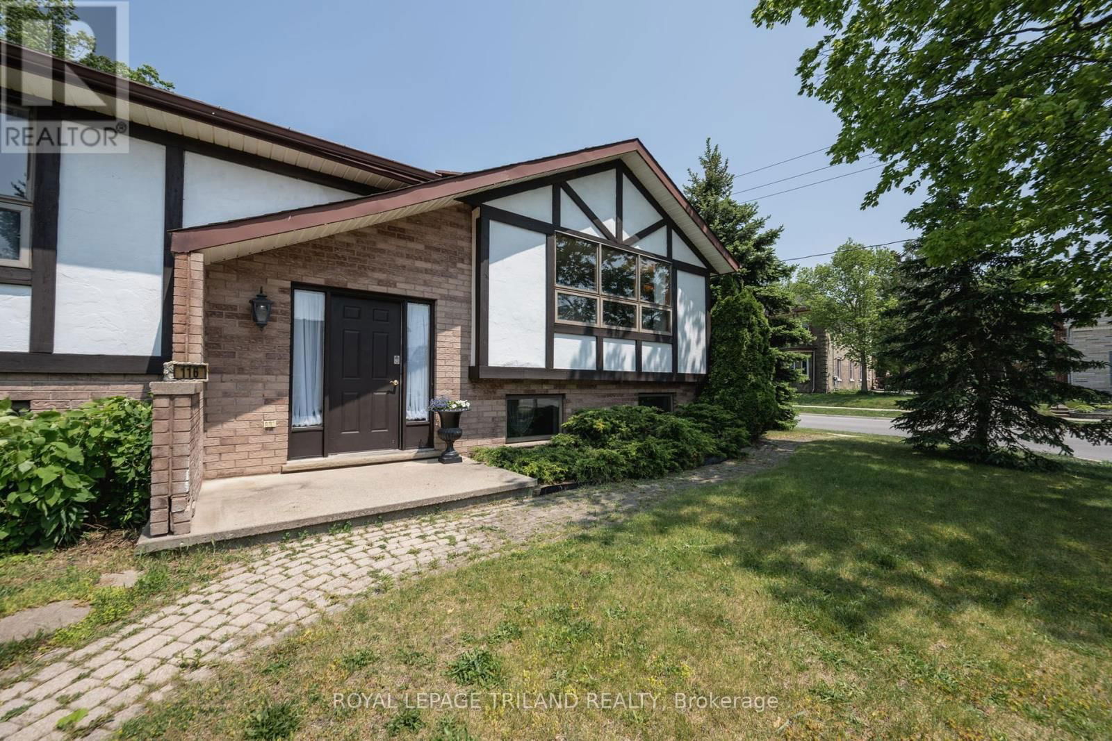 116 CHARLES STREET WEST Image 3