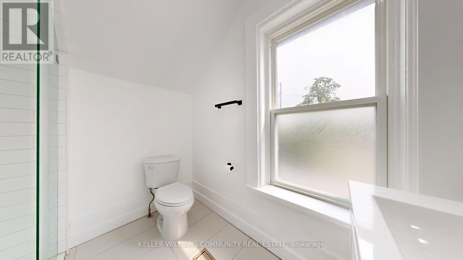 147 PARK PLACE Image 33