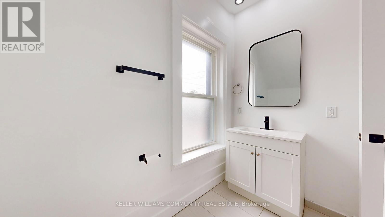 147 PARK PLACE Image 34