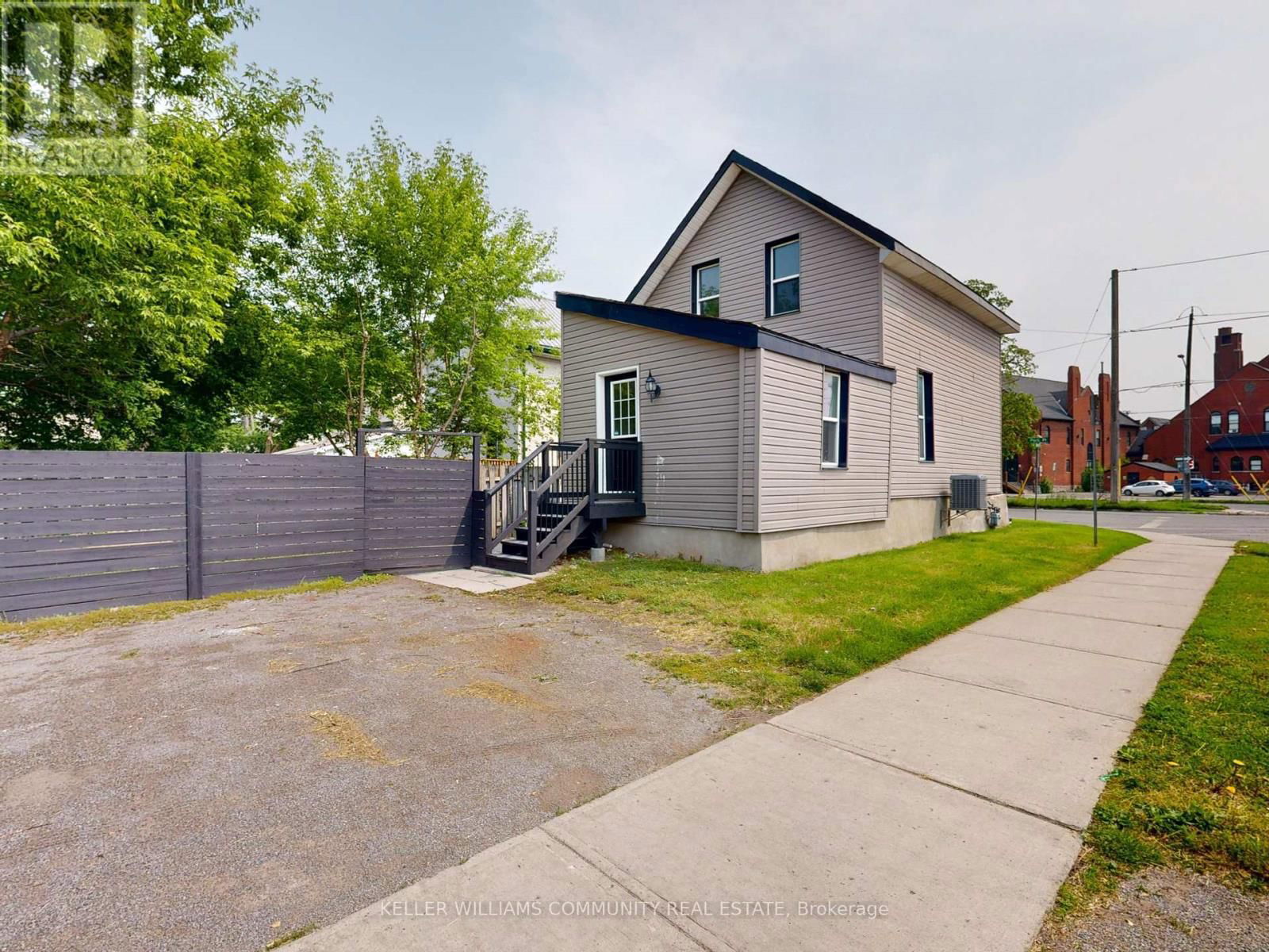 147 PARK PLACE Image 37