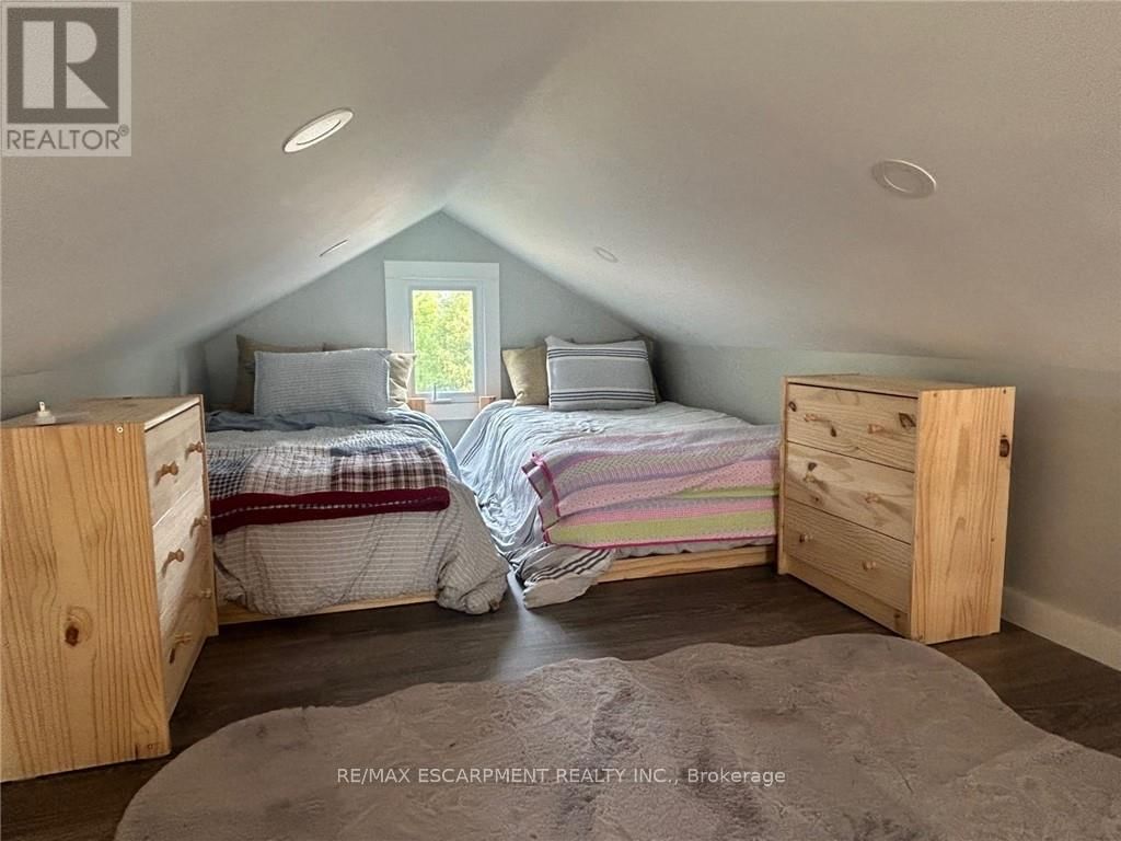 2130 LAKESHORE ROAD Image 11