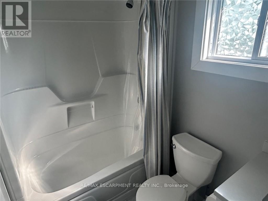 2130 LAKESHORE ROAD Image 14