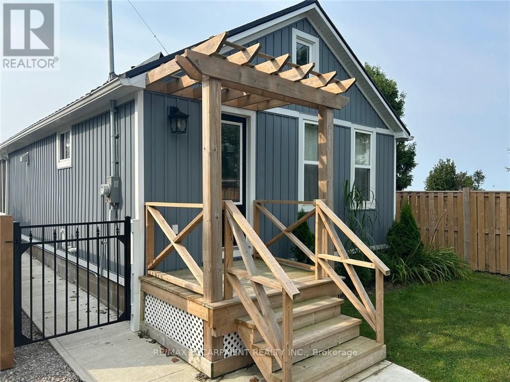 2130 LAKESHORE ROAD Image 2