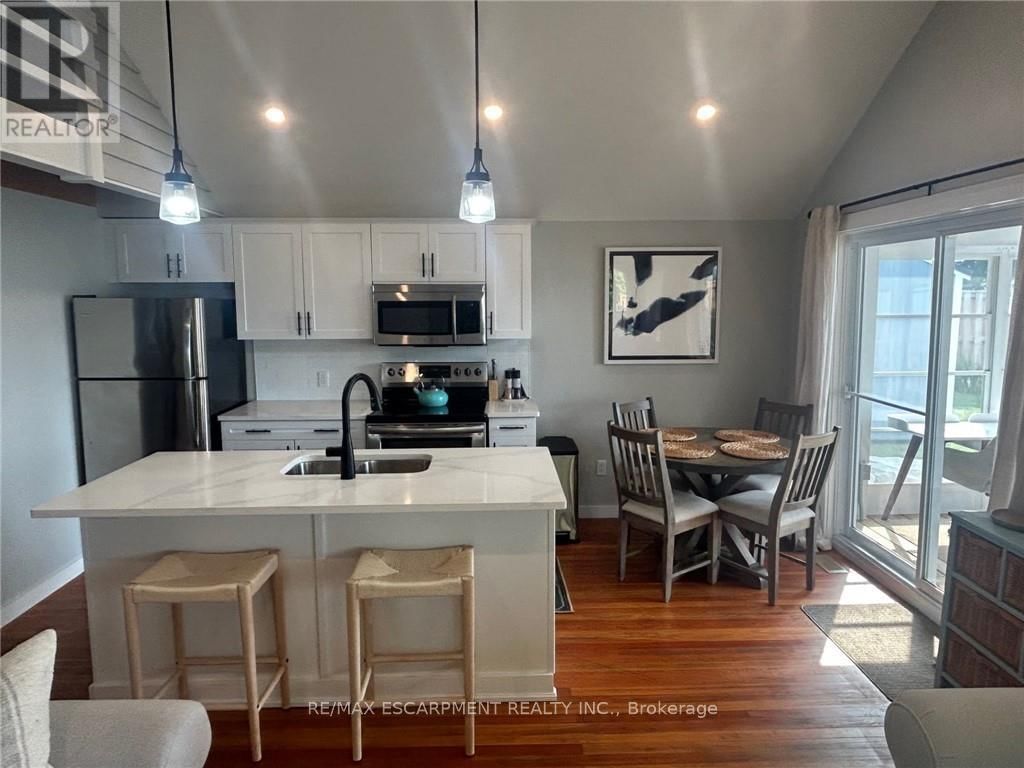 2130 LAKESHORE ROAD Image 7