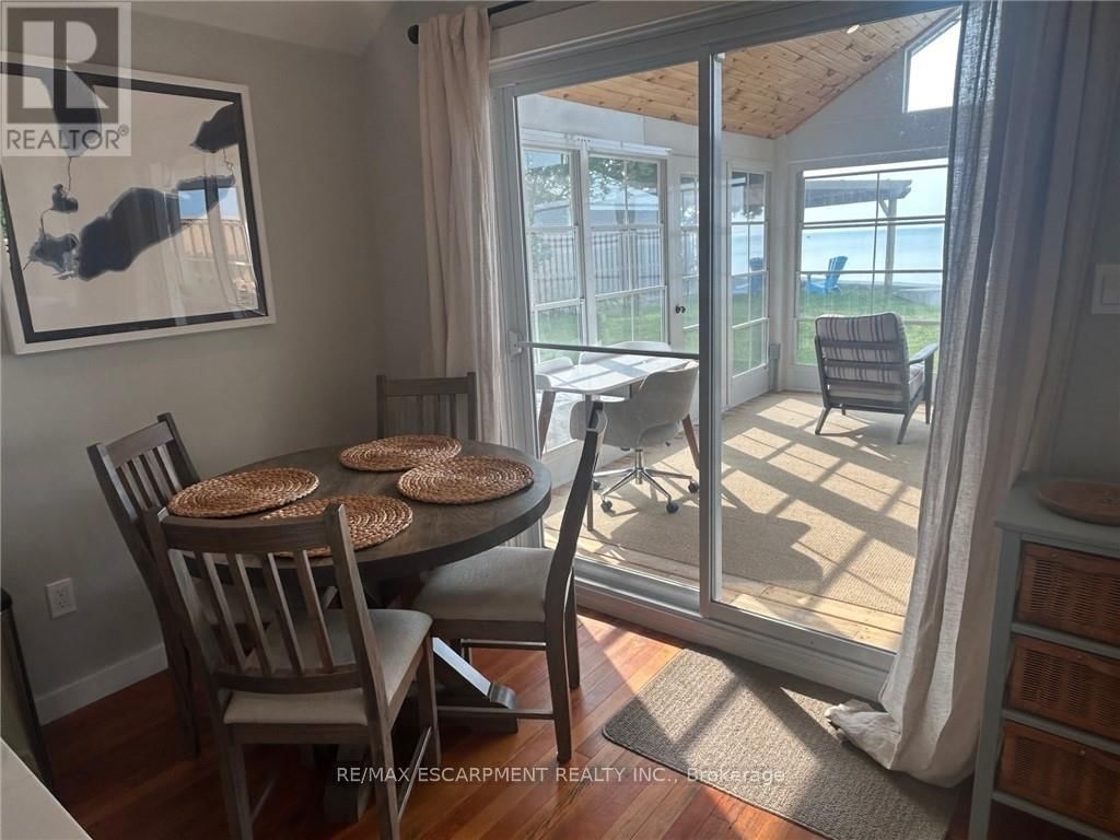 2130 LAKESHORE ROAD Image 8