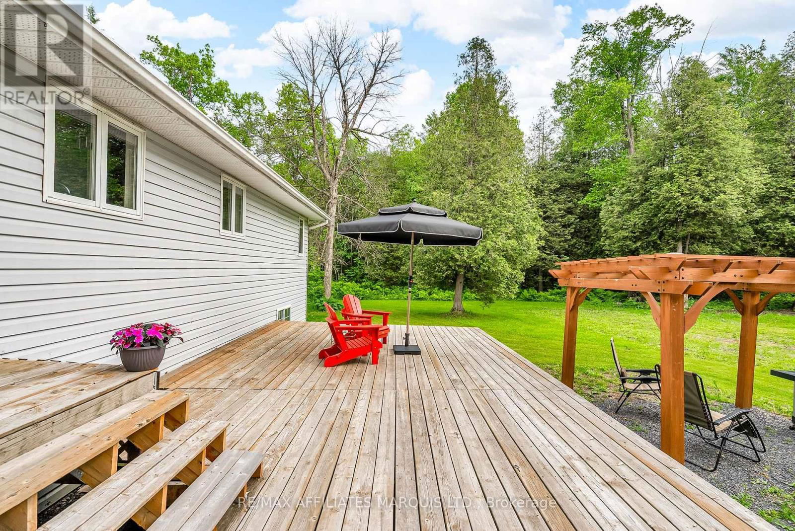 4692 O'KEEFE ROAD Image 32