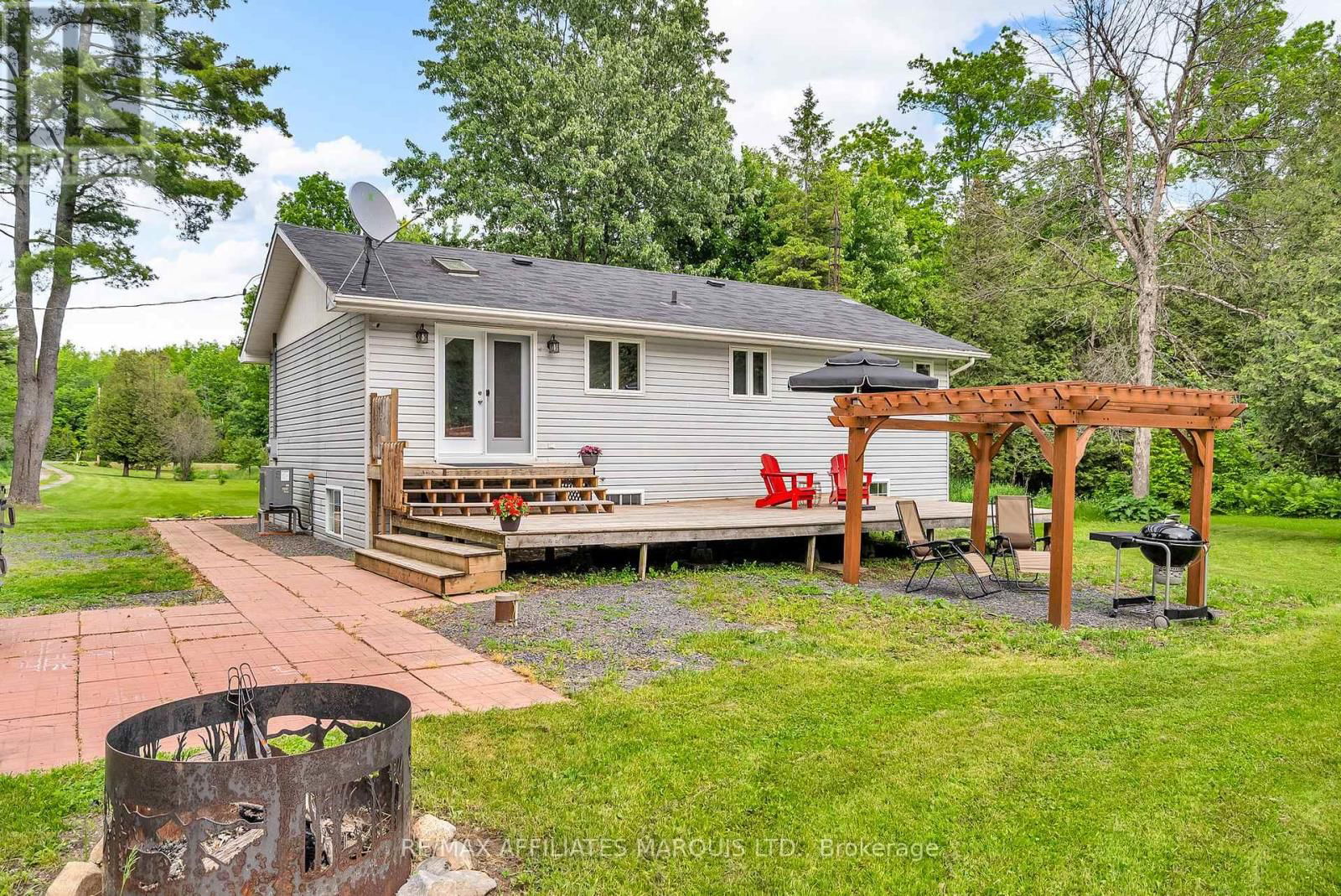 4692 O'KEEFE ROAD Image 36