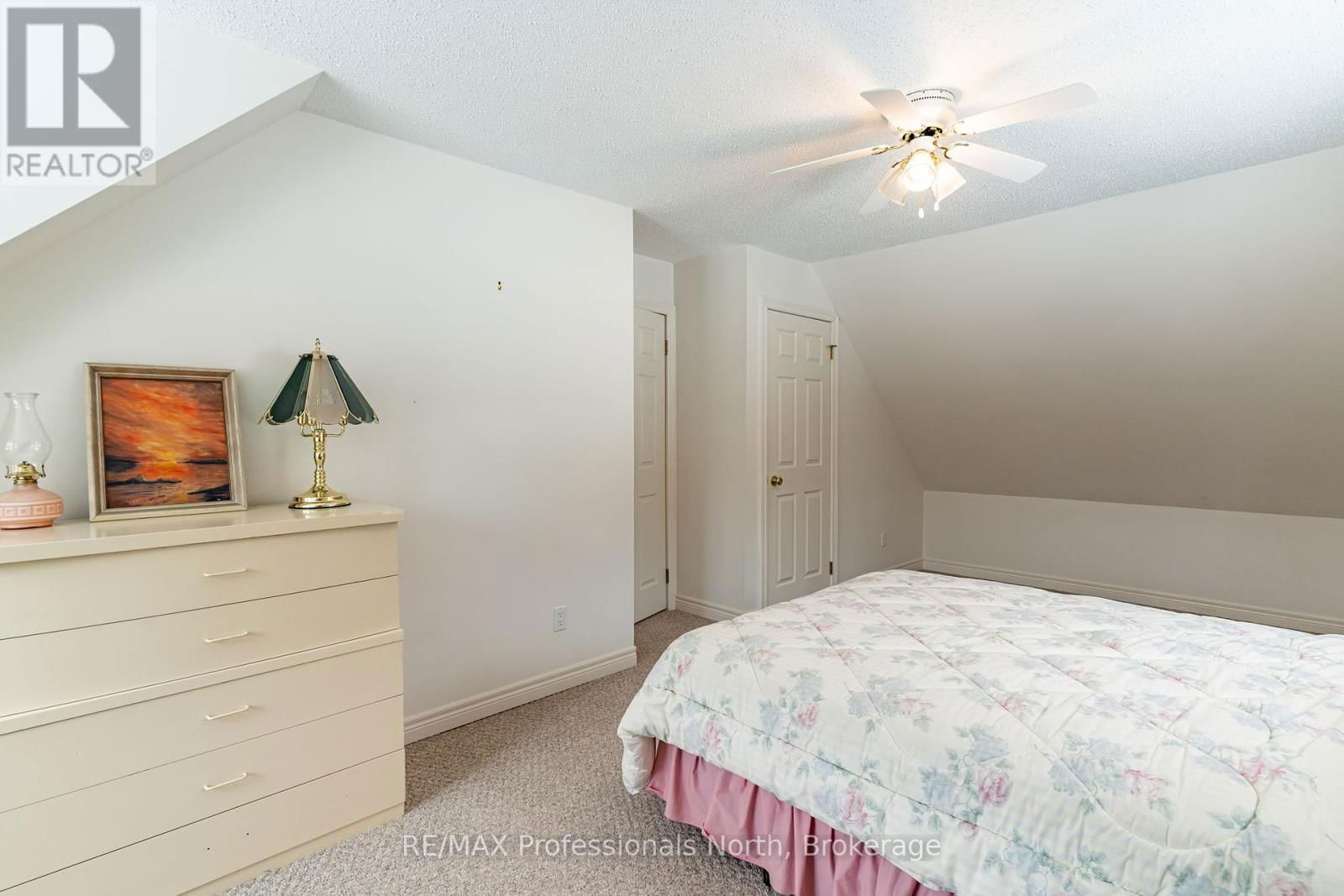 1119 DEEP BAY ROAD Image 29