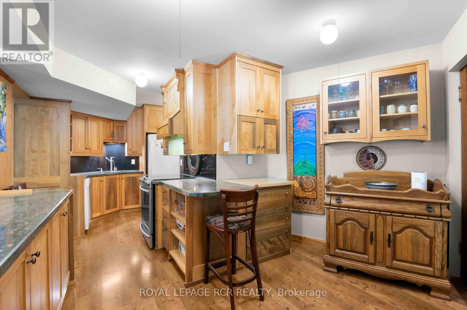 487151 30 SIDE ROAD Image 12