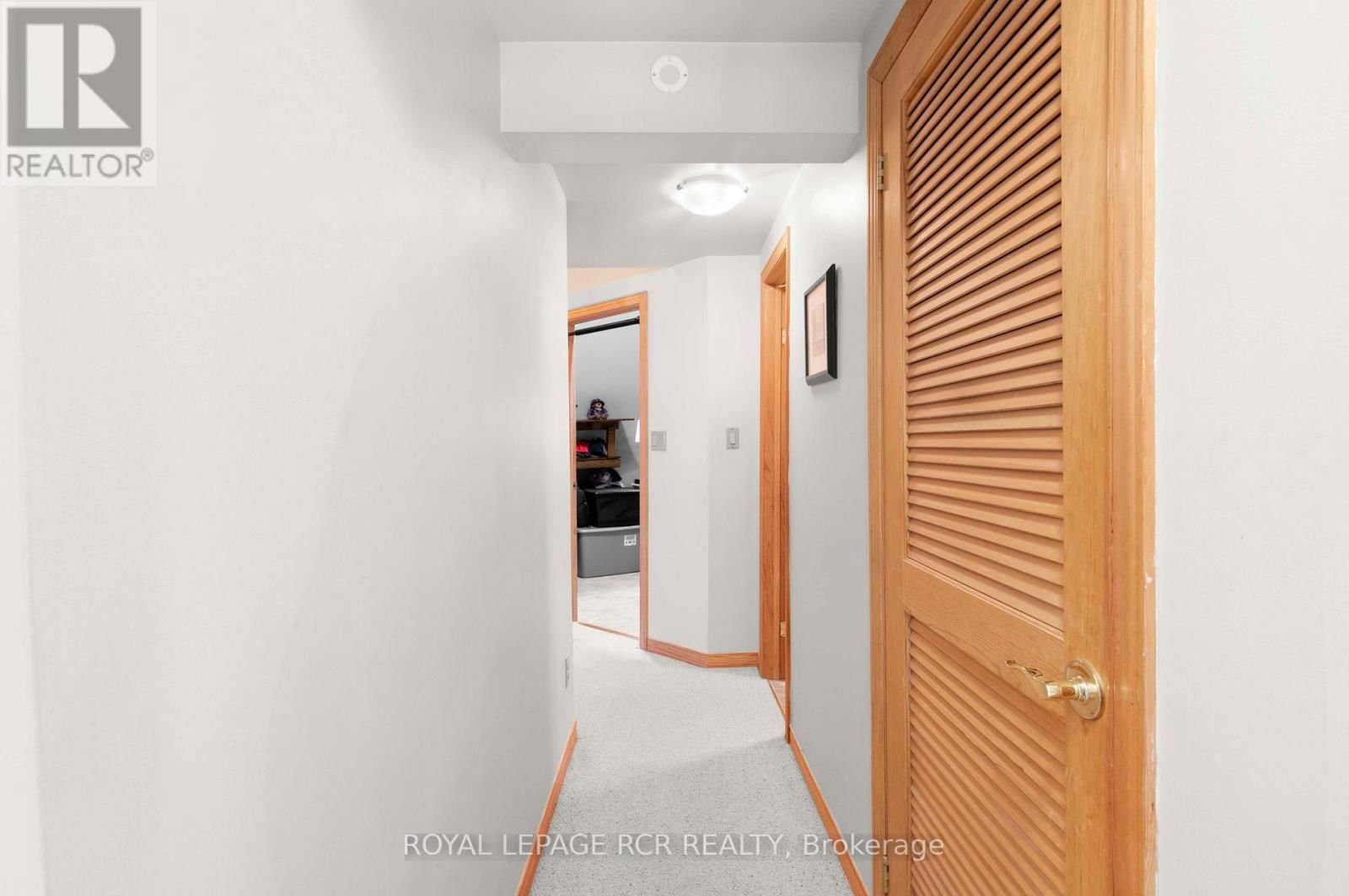 487151 30 SIDE ROAD Image 15