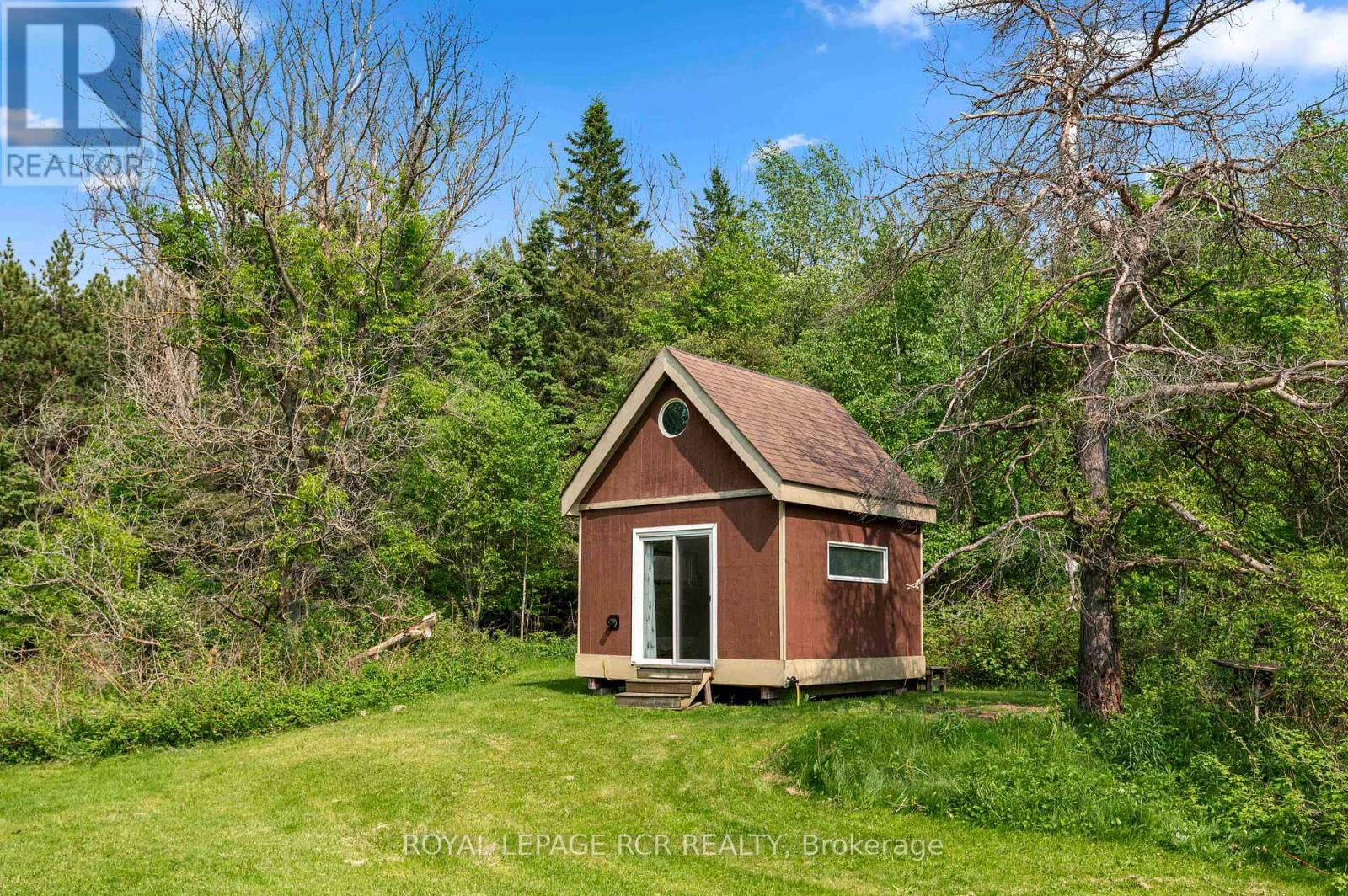 487151 30 SIDE ROAD Image 35