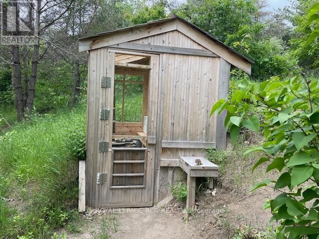 487151 30 SIDE ROAD Image 45