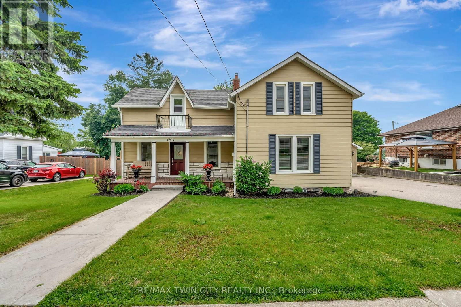 123 BLANDFORD STREET Image 1