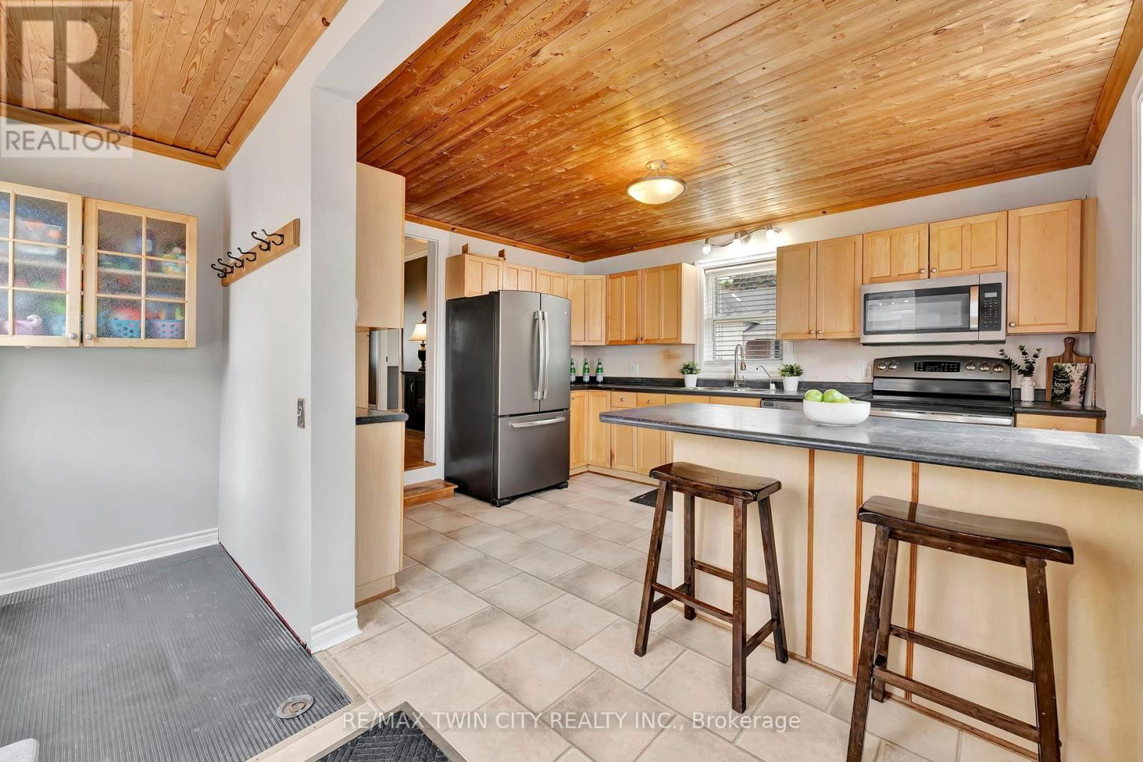 123 BLANDFORD STREET Image 13