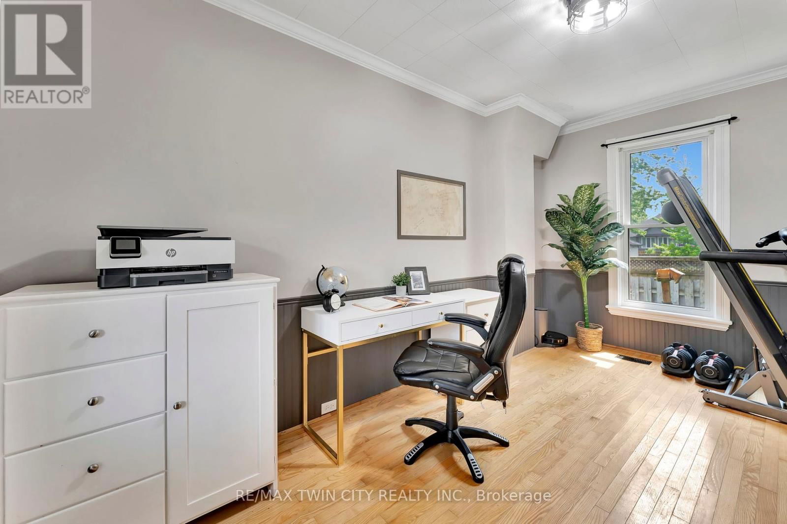 123 BLANDFORD STREET Image 19
