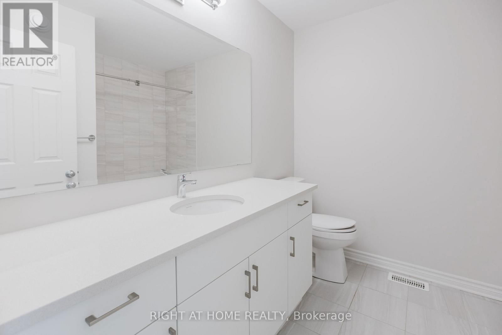 515 MUSCARI STREET Image 29
