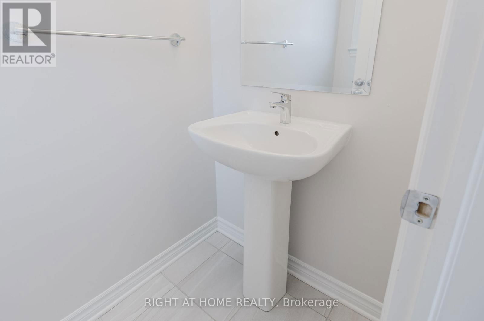 515 MUSCARI STREET Image 7