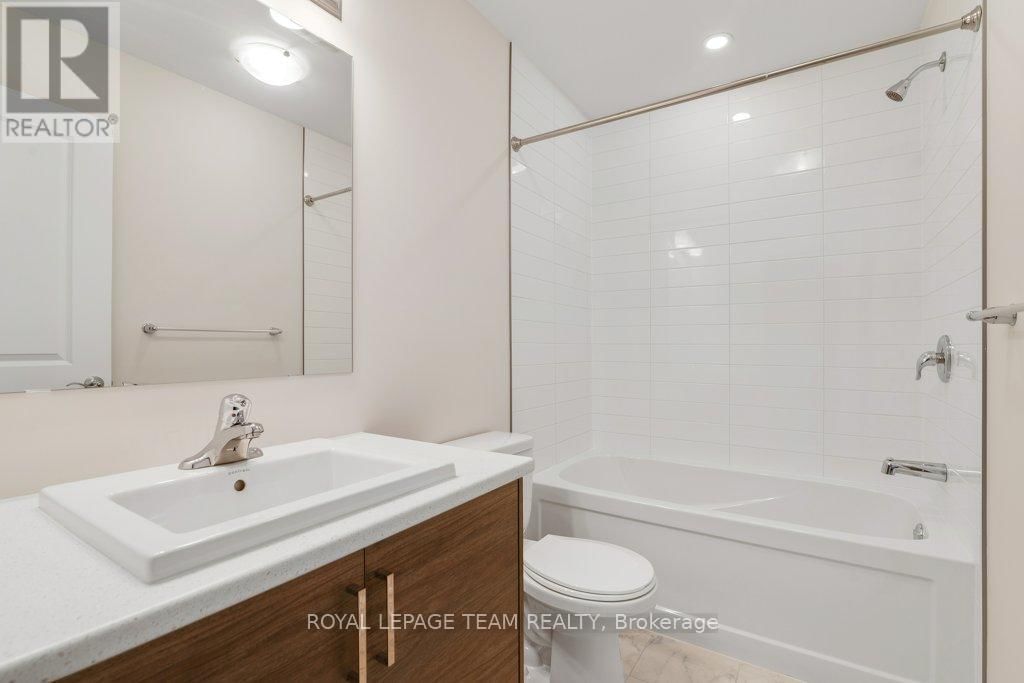 108 WABIKON CRESCENT Image 16