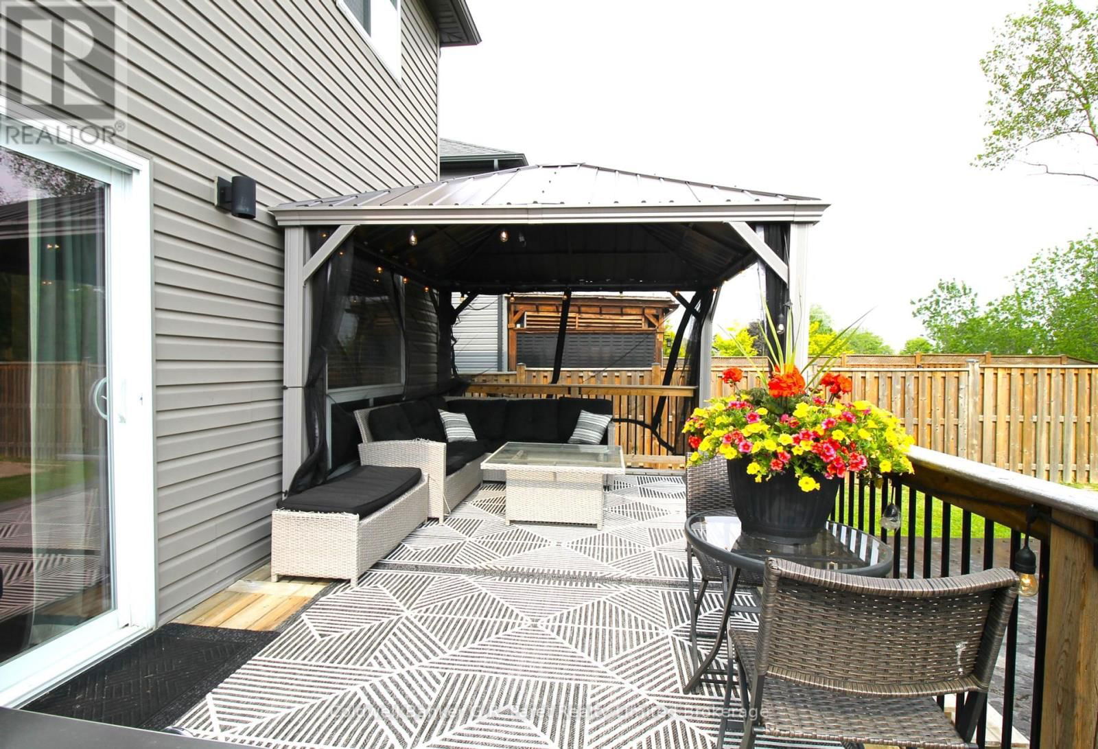 19 SANDY COURT Image 17