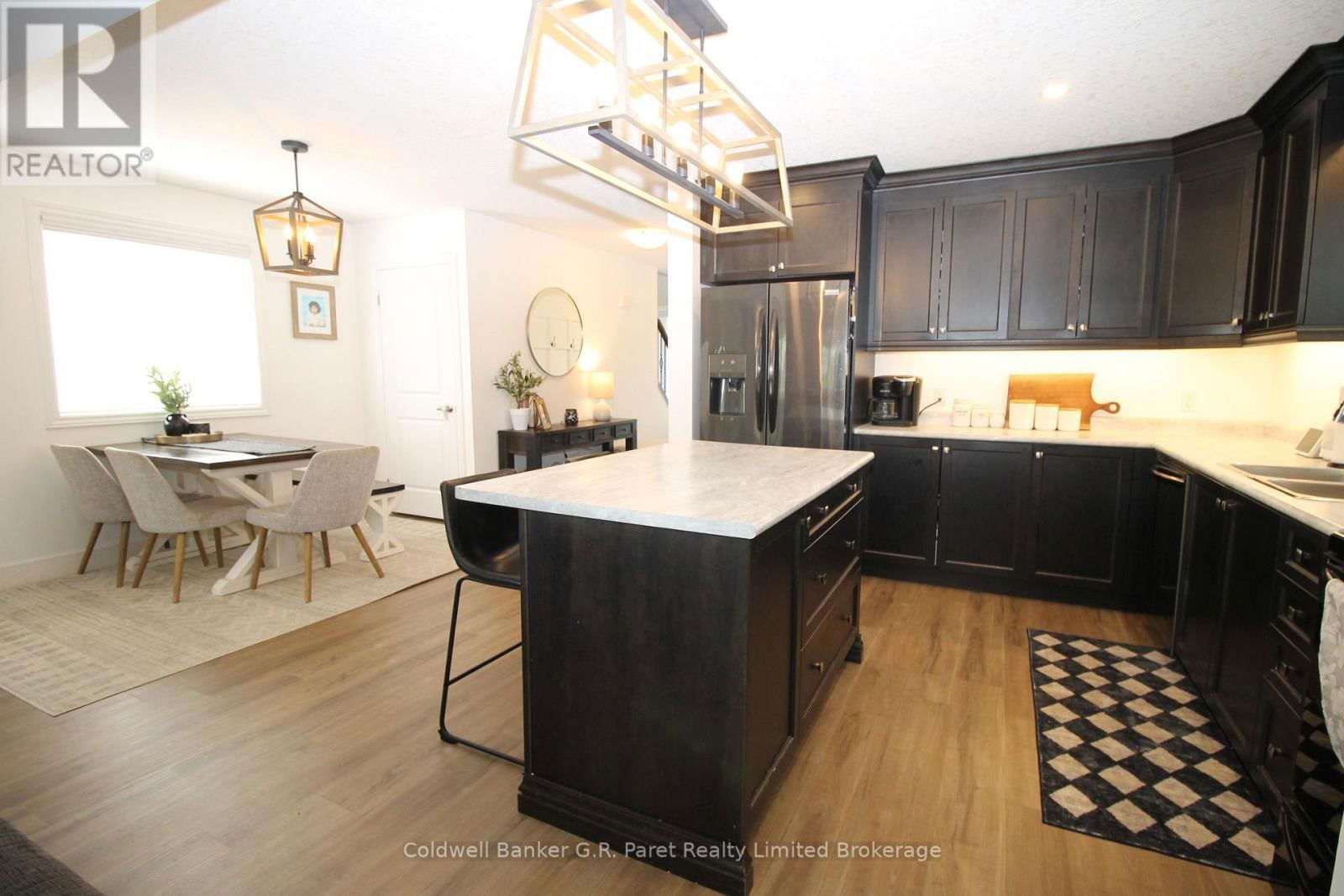 19 SANDY COURT Image 5