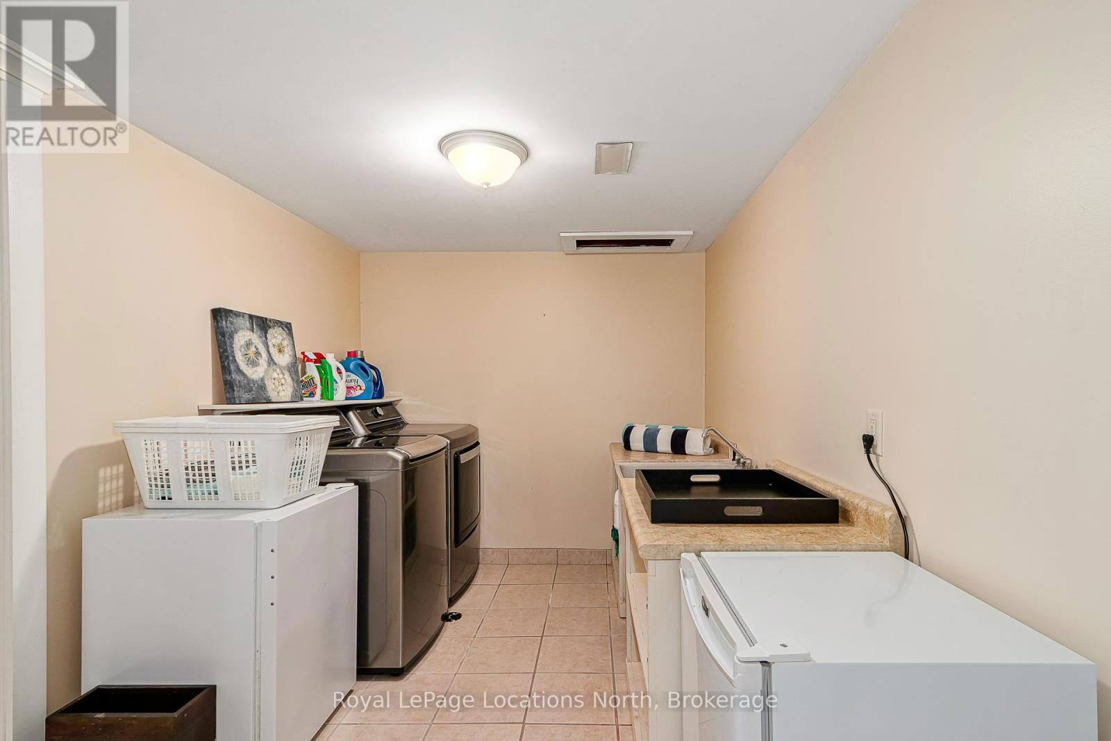 169 ASPEN WAY Image 38