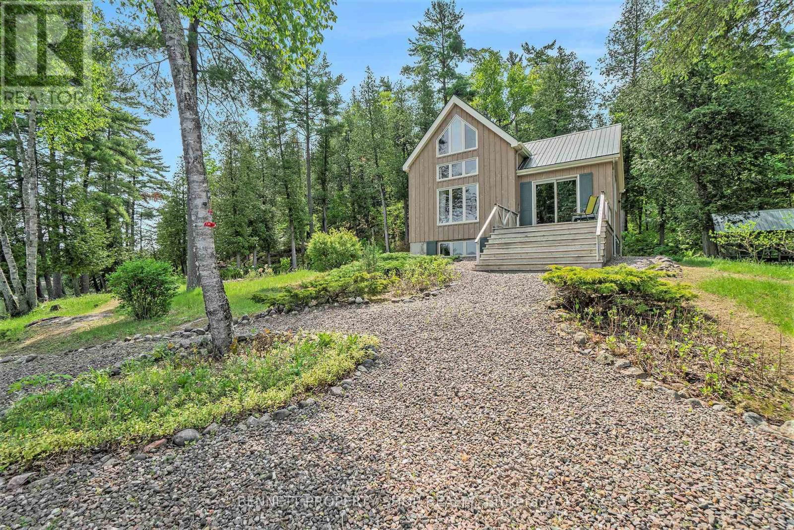 33 BURTON LANE Image 3
