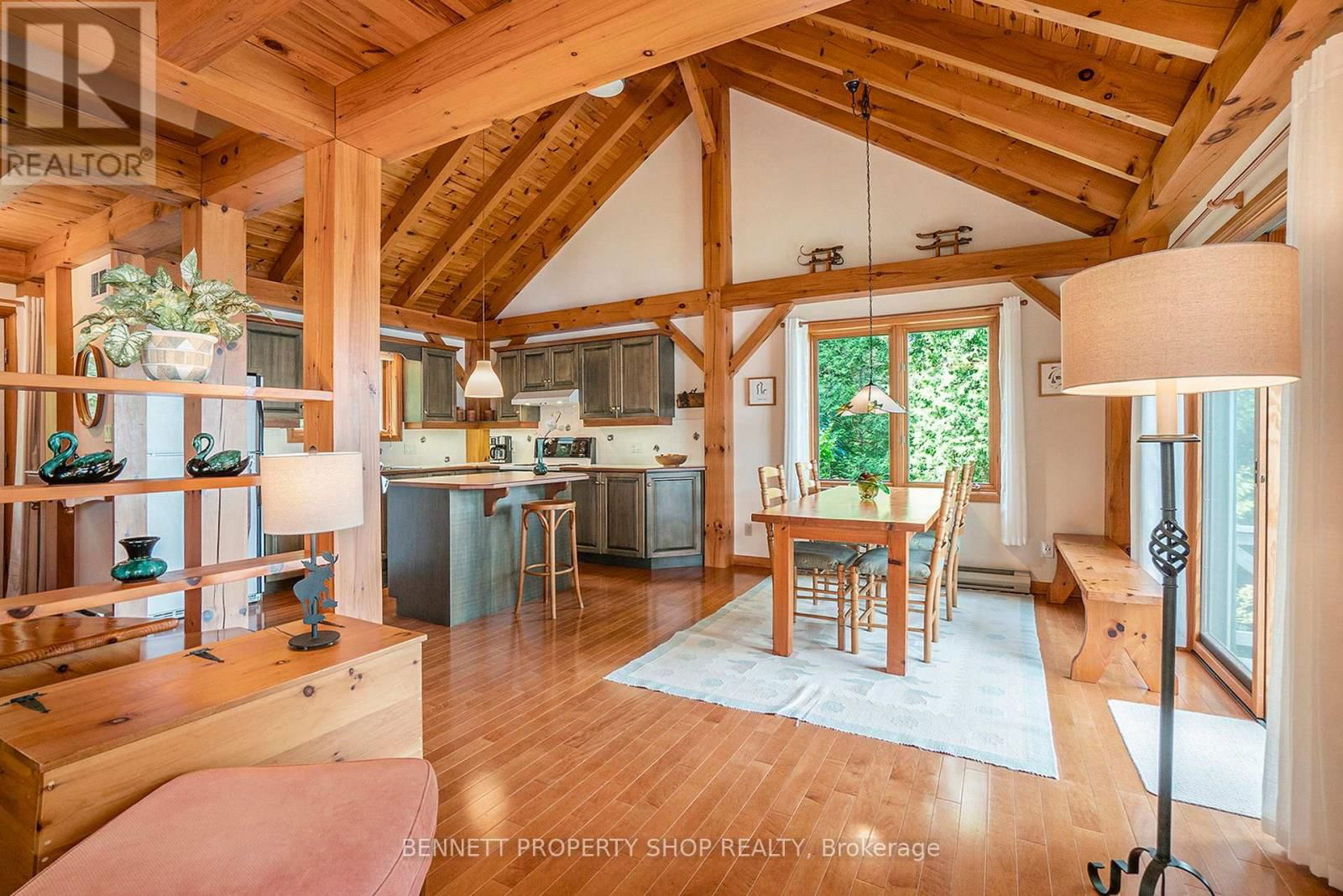 33 BURTON LANE Image 6