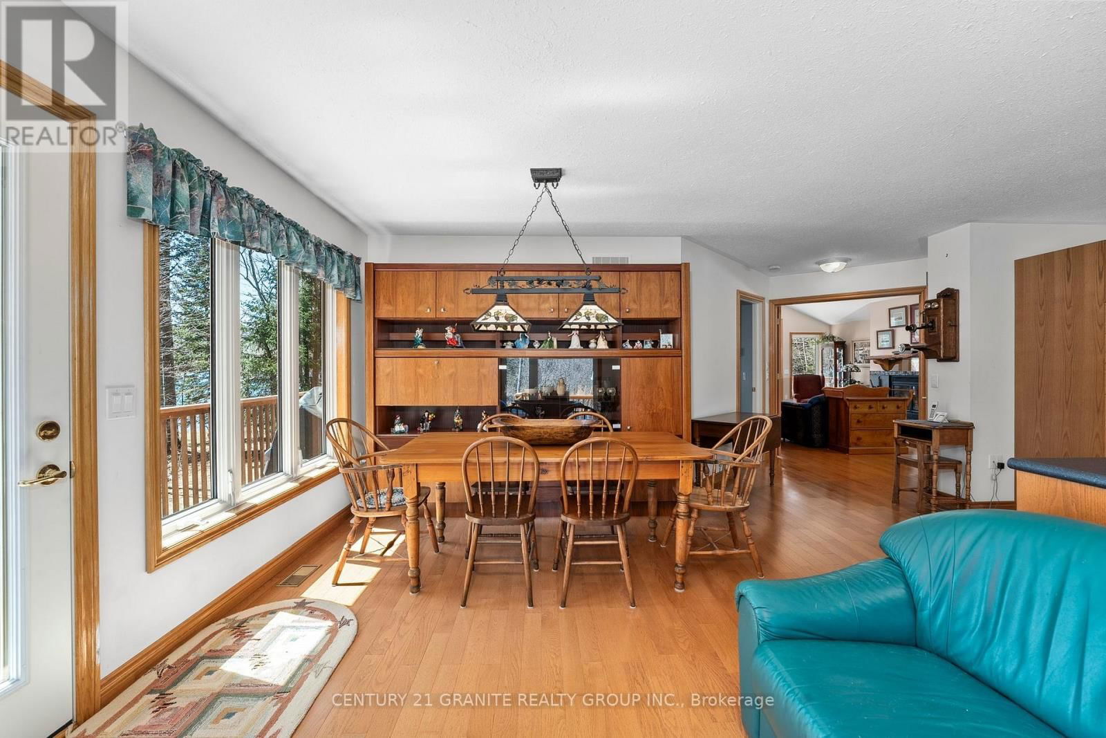 54 CEDAR DRIVE Image 10