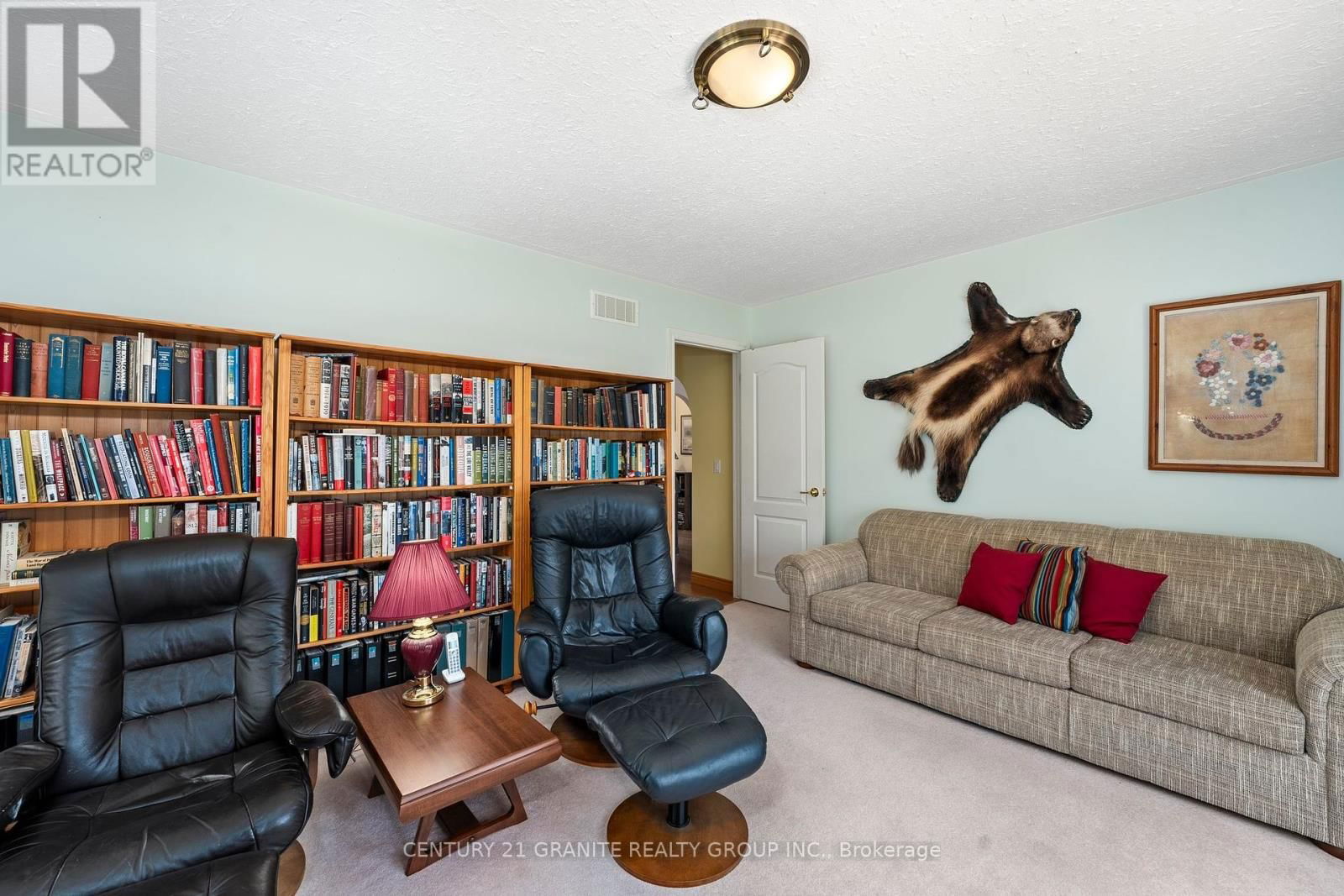 54 CEDAR DRIVE Image 12