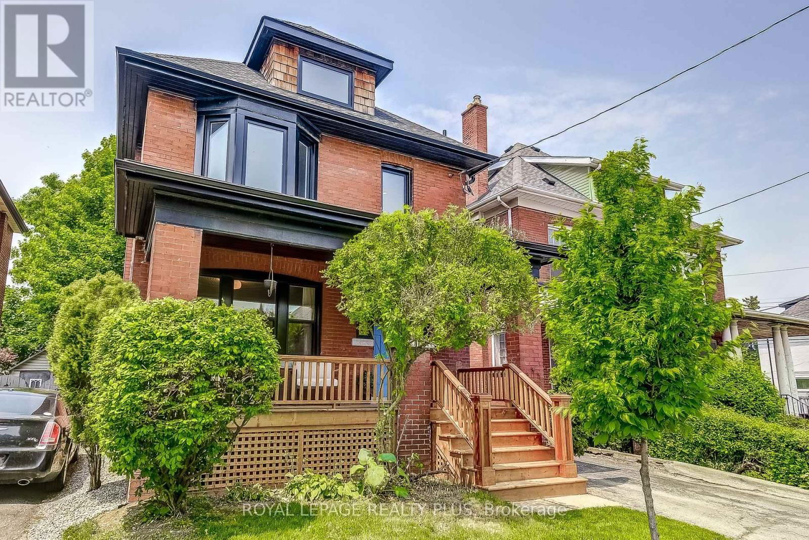 192 KENSINGTON AVENUE SOUTH Image 1