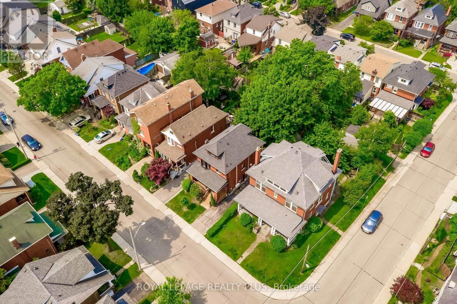 192 KENSINGTON AVENUE SOUTH Image 36