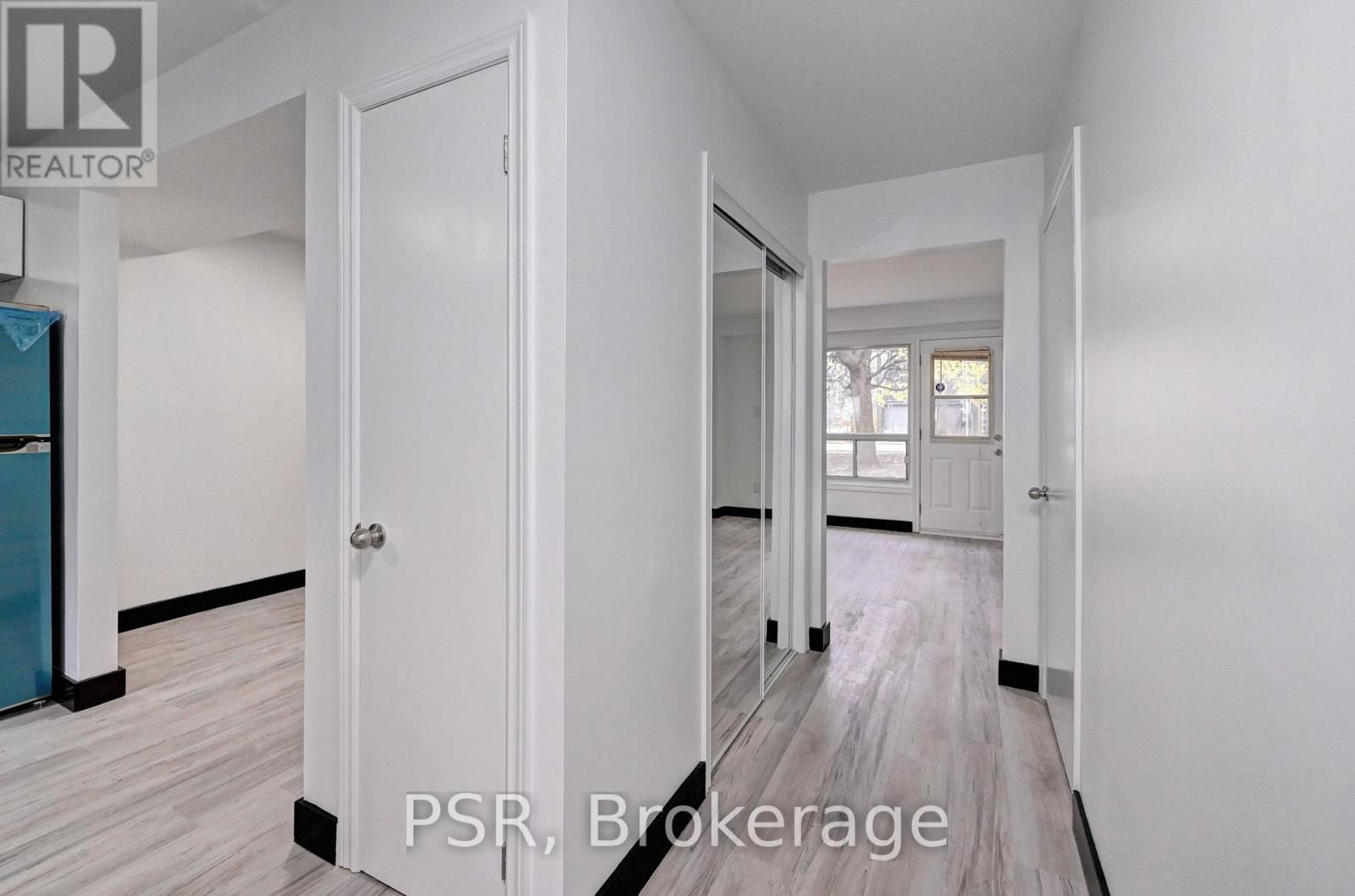 B - 528 SUNNYDALE PLACE Image 10