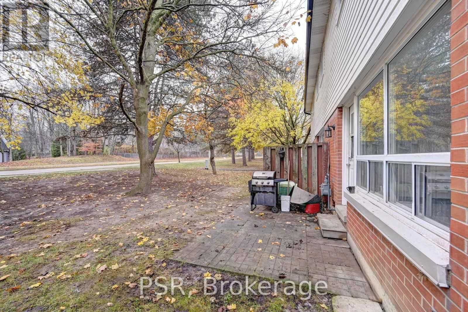 B - 528 SUNNYDALE PLACE Image 21