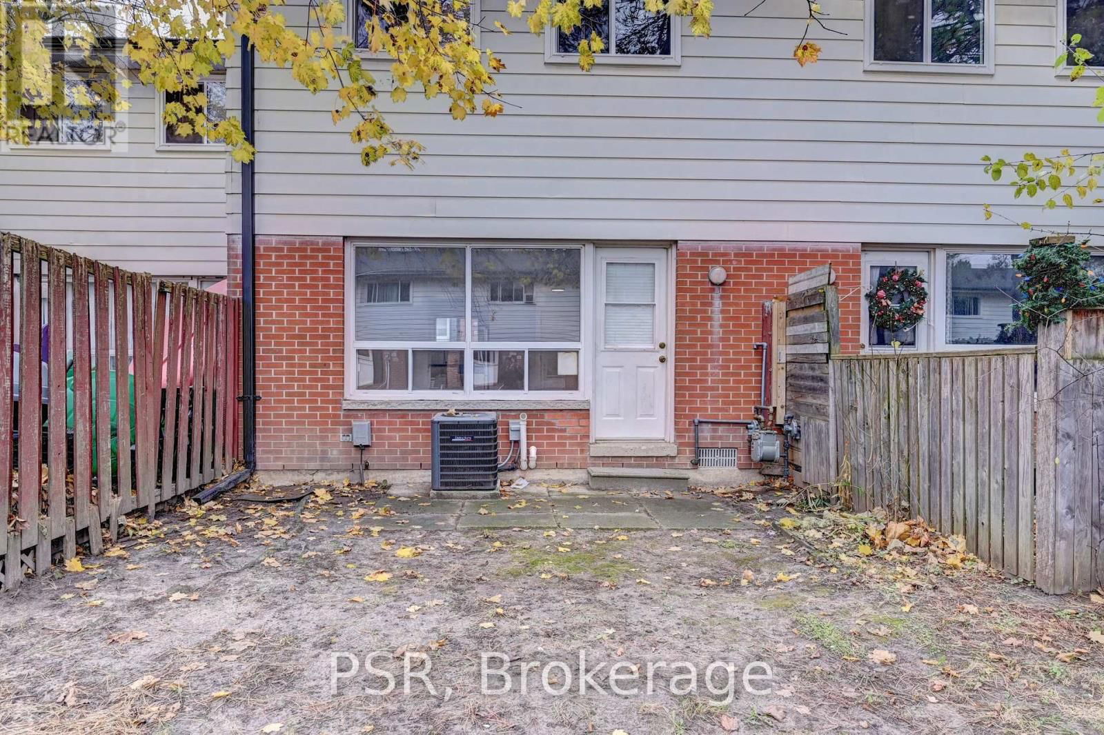B - 528 SUNNYDALE PLACE Image 22