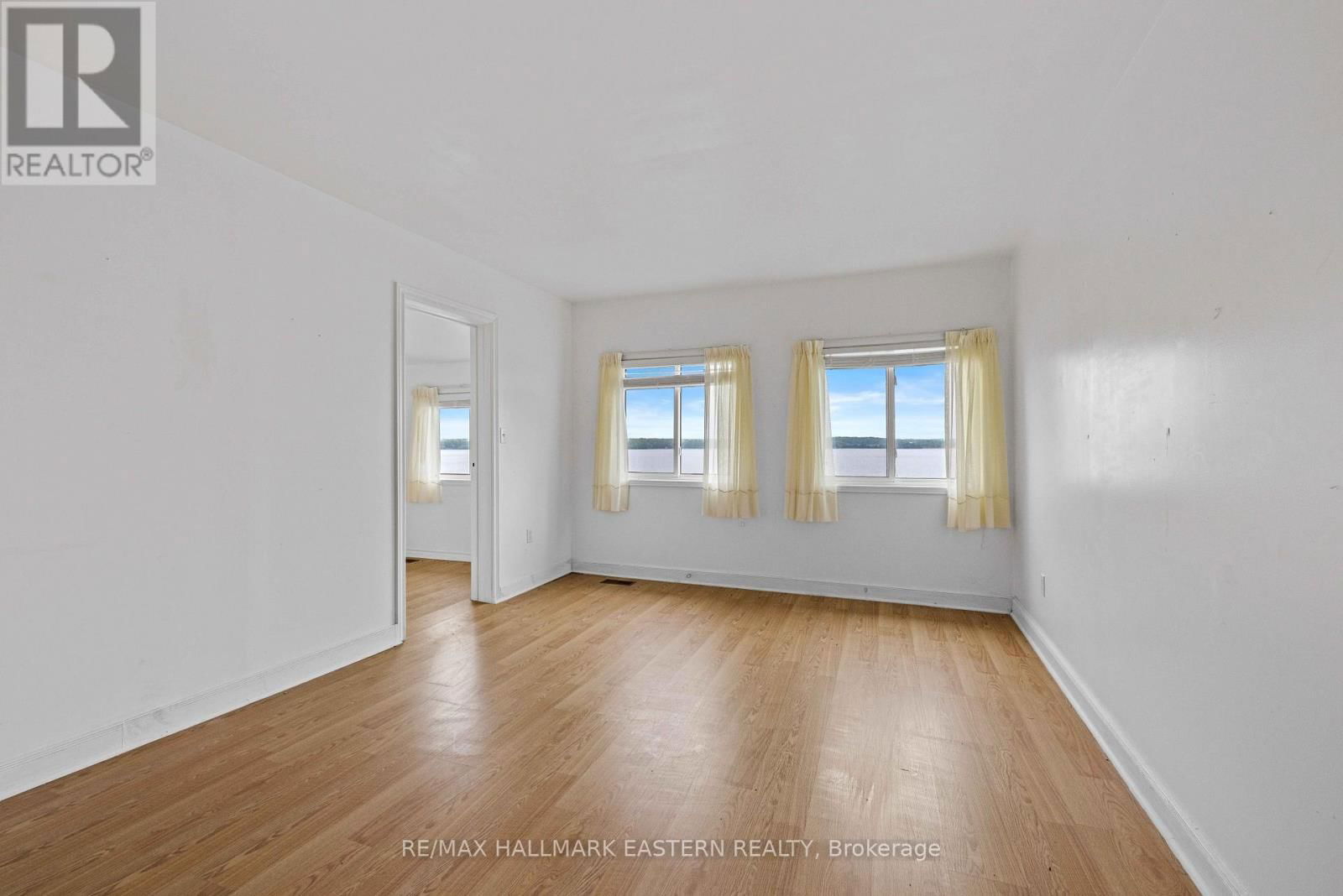2452 UPPER CHEMUNG DRIVE Image 34