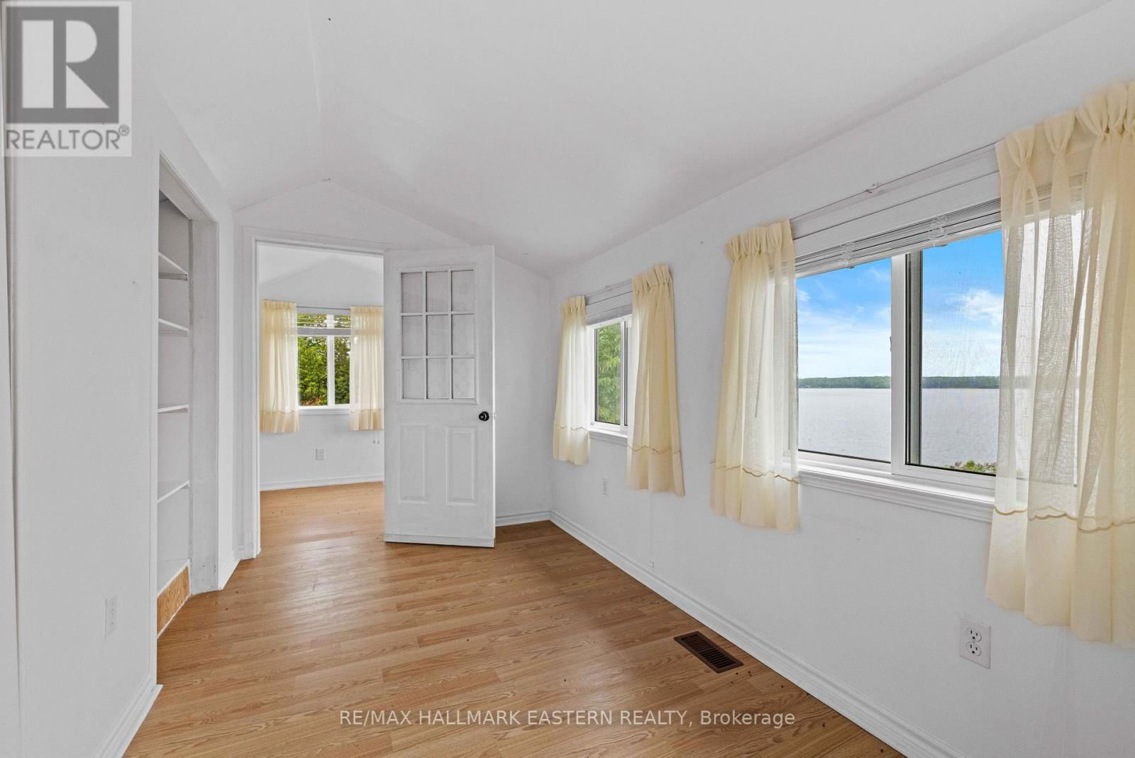 2452 UPPER CHEMUNG DRIVE Image 36