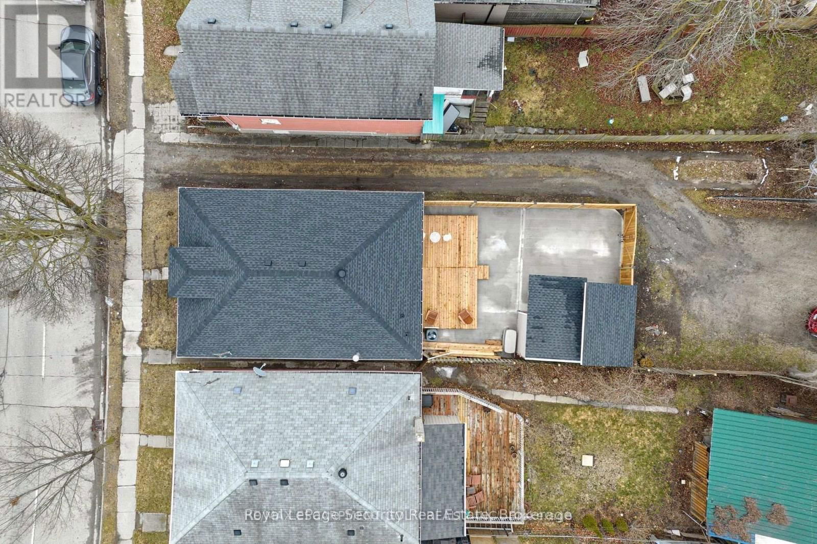 242 CLARENCE STREET Image 27