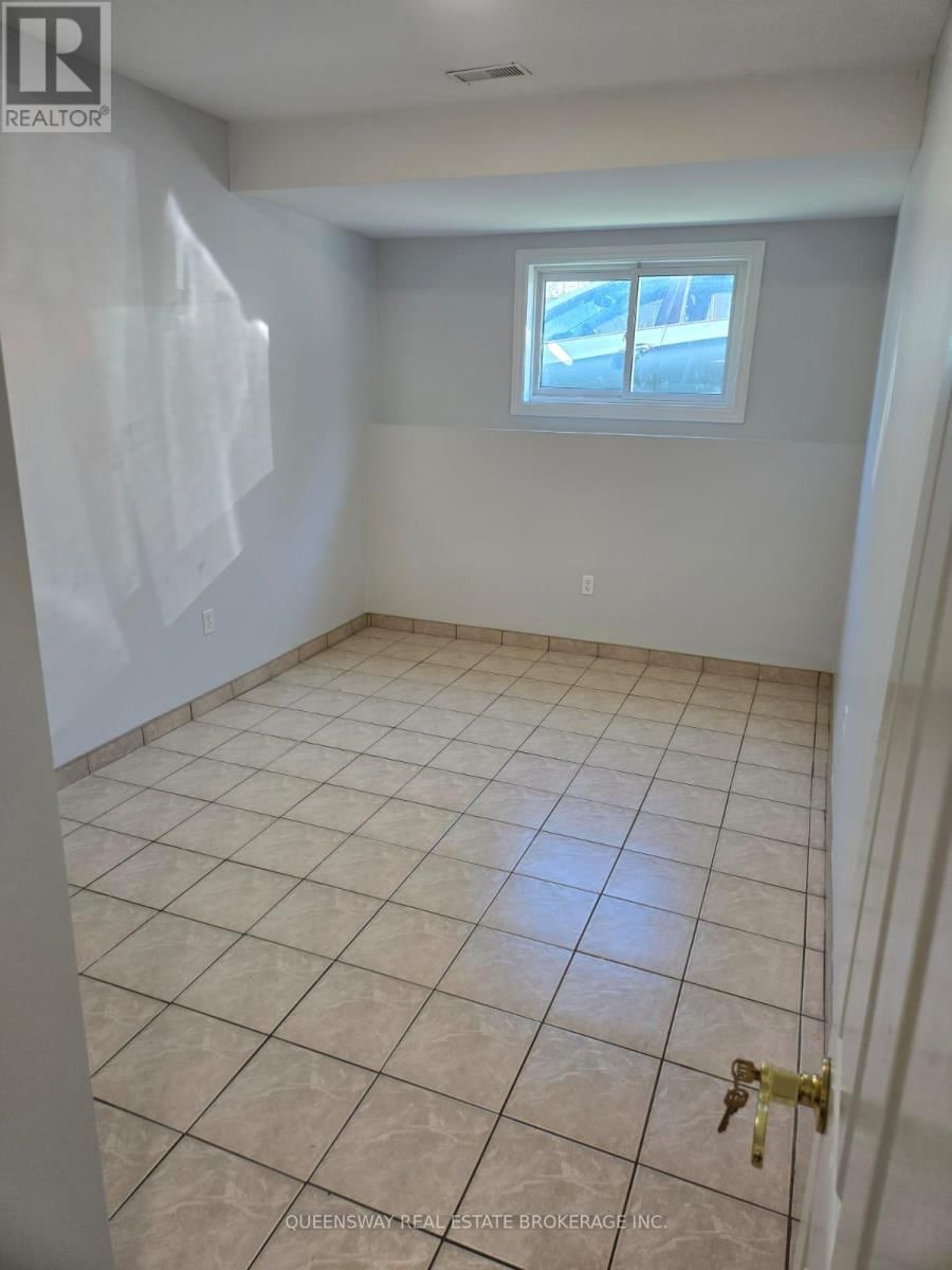 63 EDITH STREET Image 24