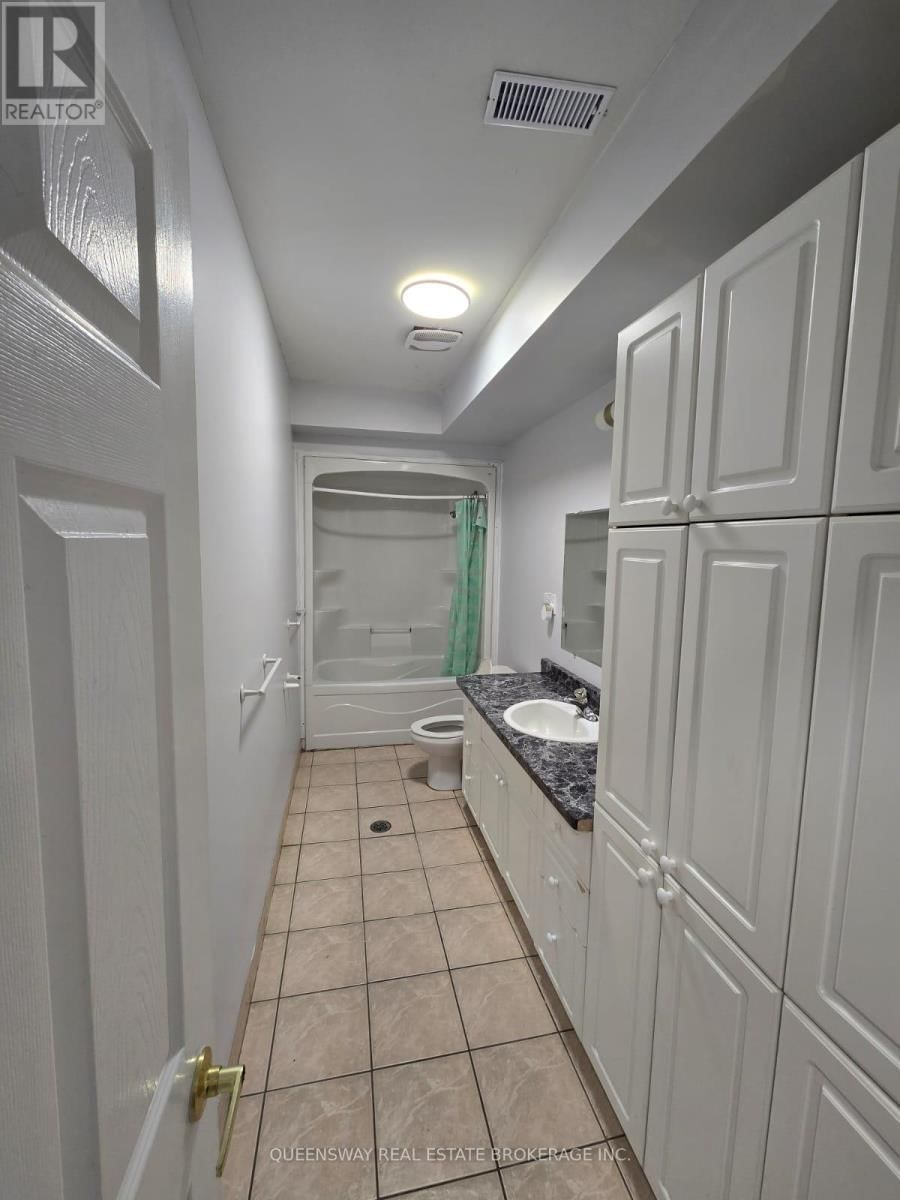 63 EDITH STREET Image 25