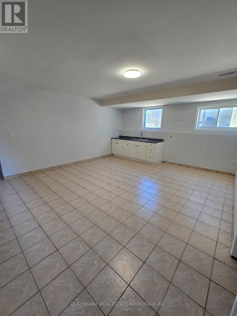 63 EDITH STREET Image 28