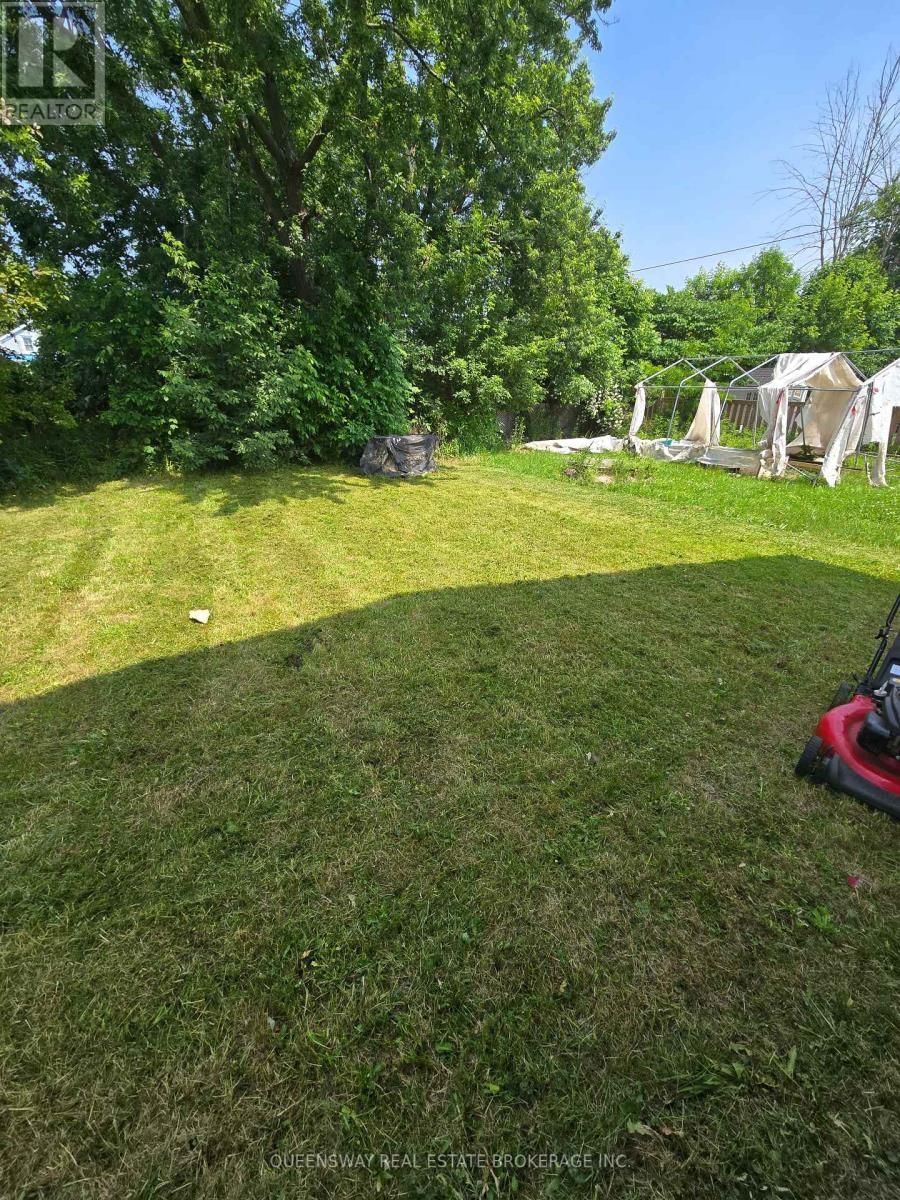 63 EDITH STREET Image 31
