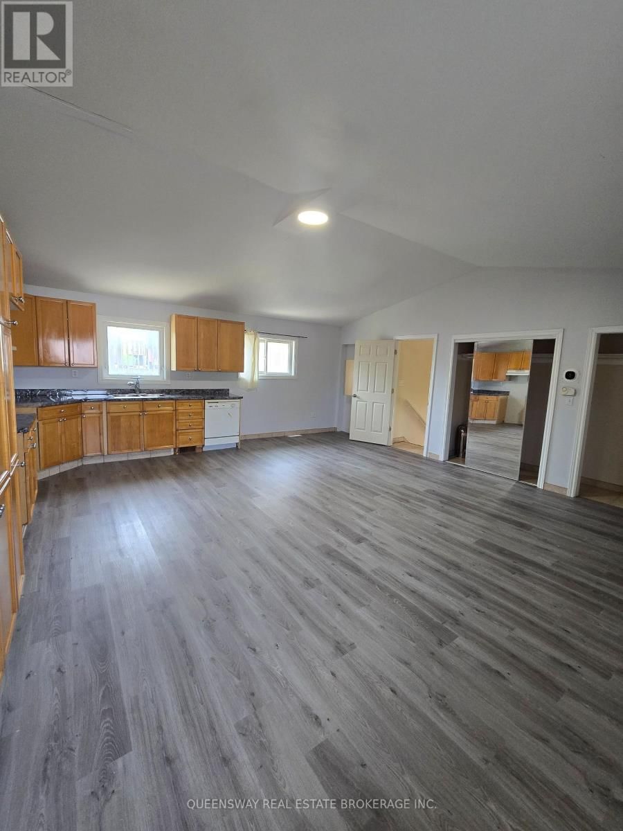 63 EDITH STREET Image 4