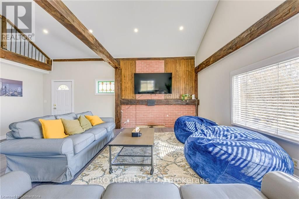 3590 LAKESHORE ROAD Image 15