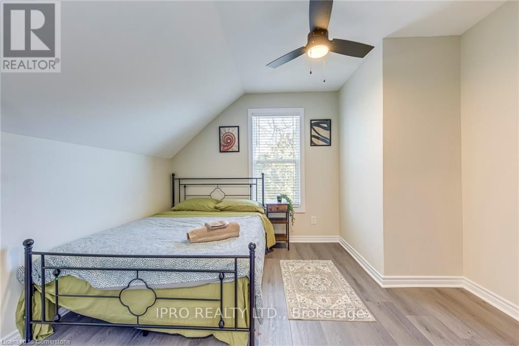 3590 LAKESHORE ROAD Image 28