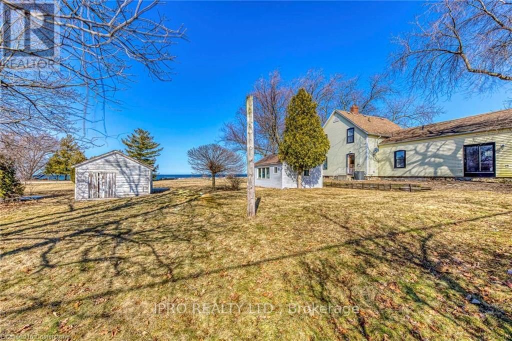 3590 LAKESHORE ROAD Image 42