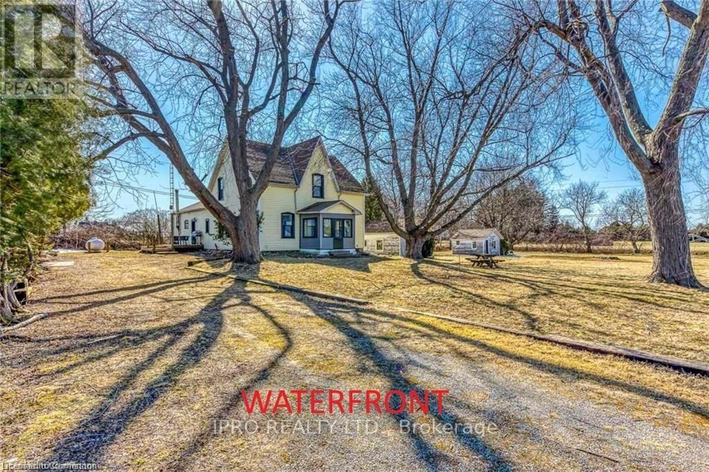 3590 LAKESHORE ROAD Image 47