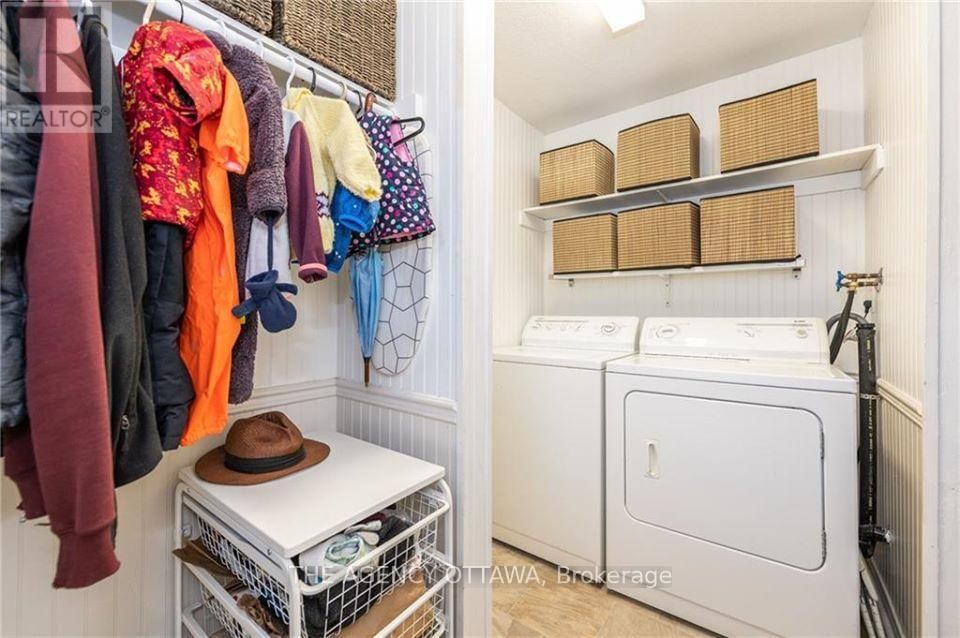 223 CARRUTHERS AVENUE Image 17