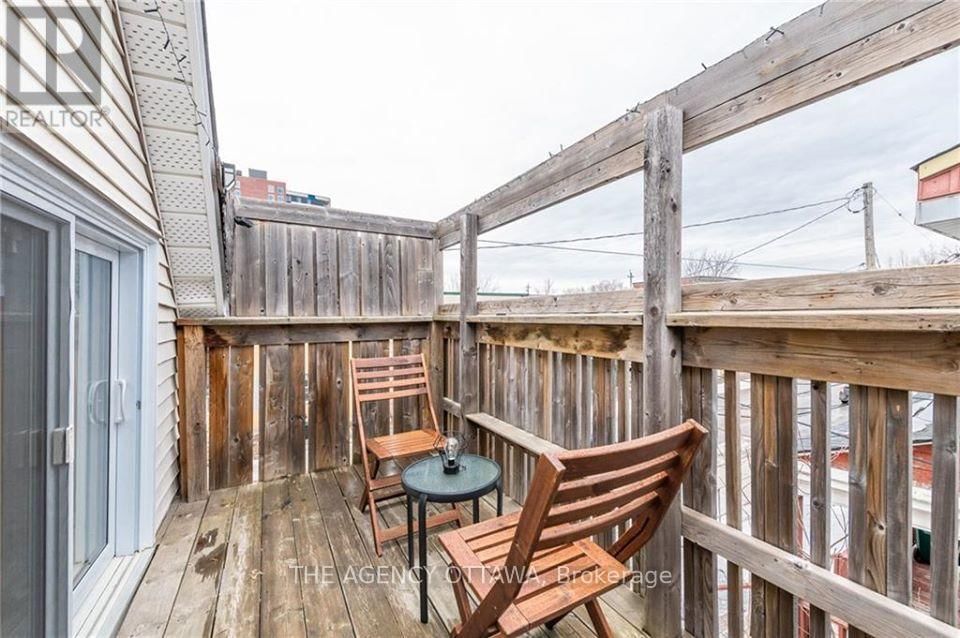 223 CARRUTHERS AVENUE Image 19